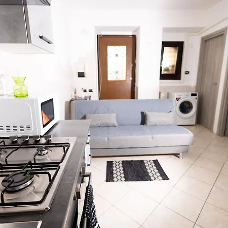 Delightful Close To The Center Apartment